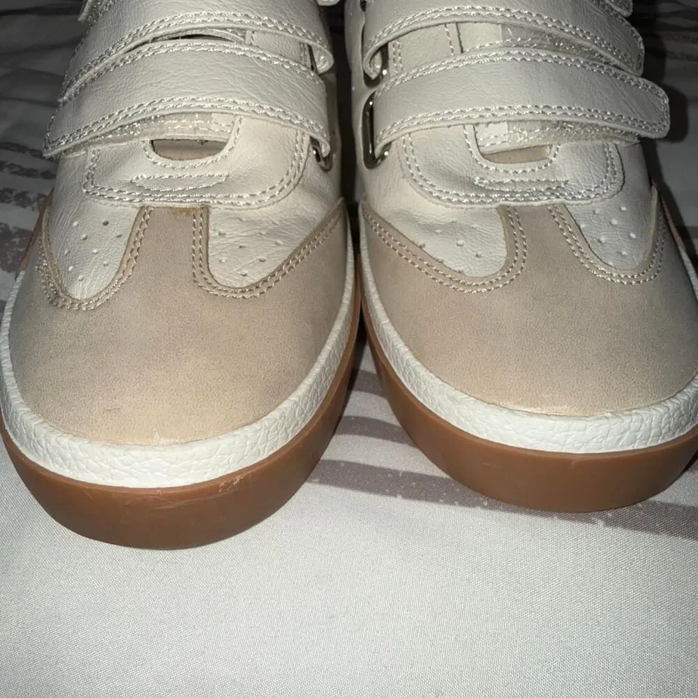 Source-unknown Women's Cream and Tan Trainers